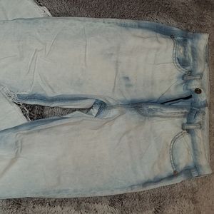 American eagle relaxed size 4 regular. Excellent!